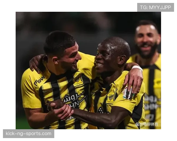 本泽马与哈兰德锋线转换效率差异如何塑造大赛中的反击战术倾向